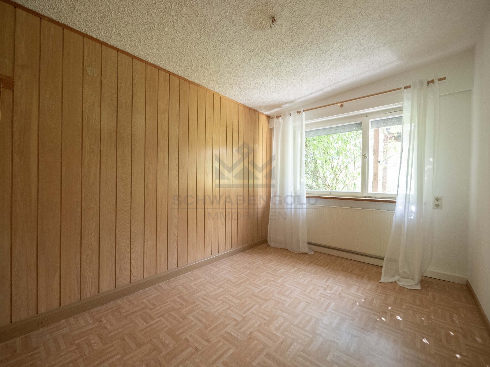** Einfamilienhaus mit Einliegerwohnung in herrlicher Aussichtslage **