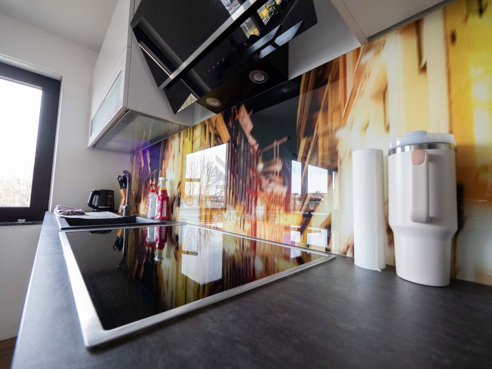 ** Modernes Wohnen auf hohem Niveau – umfangreich sanierte 3-Zimmer-Wohnung **