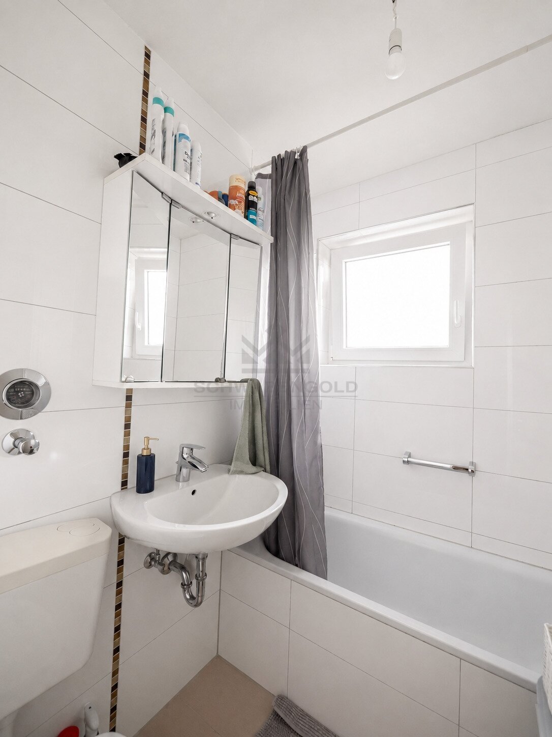 * Lichtdurchflutete 4-Zimmer-Wohnung in zentraler Lage von Neu-Ulm – umfangreich modernisiert und gepflegt*
