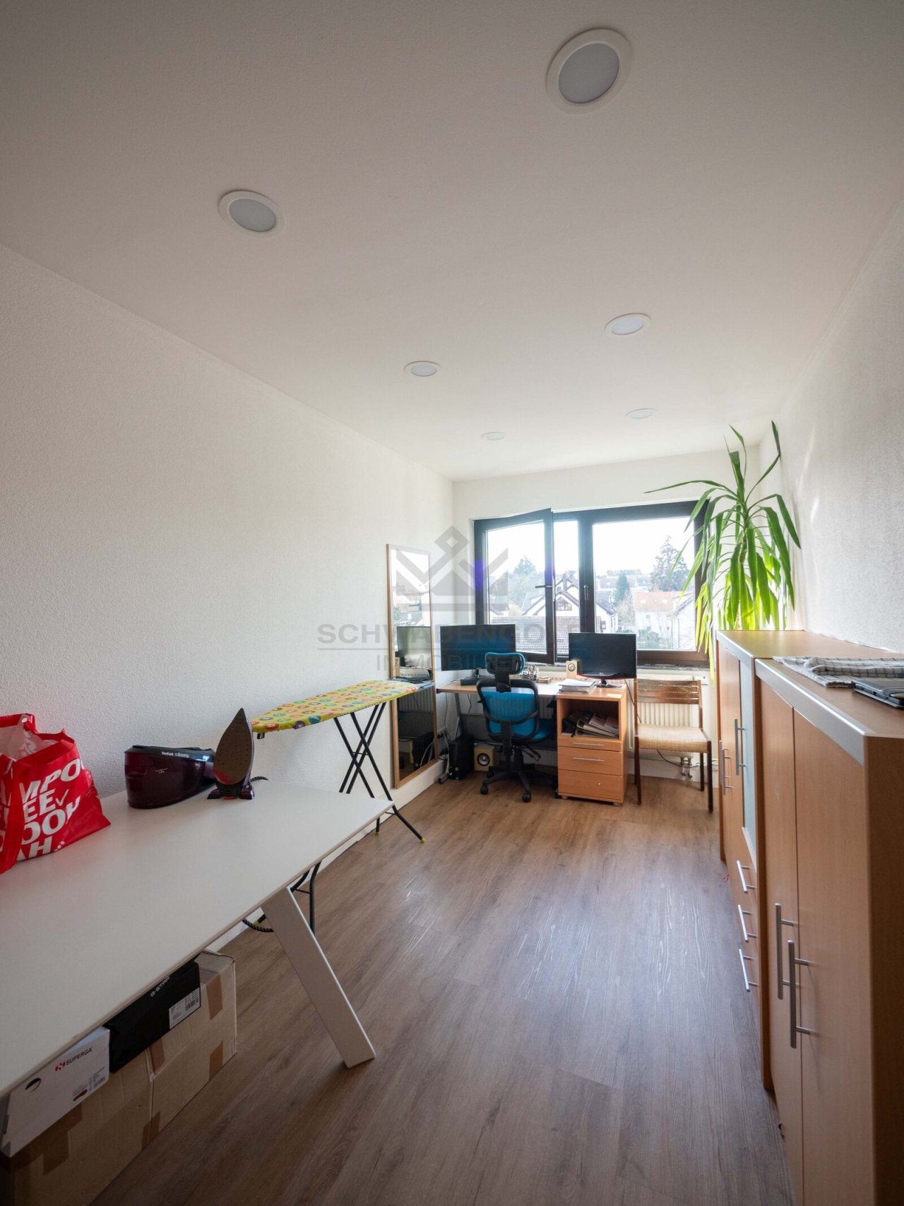 Kinderzimmer/Büro Kinderzimmer/Büro