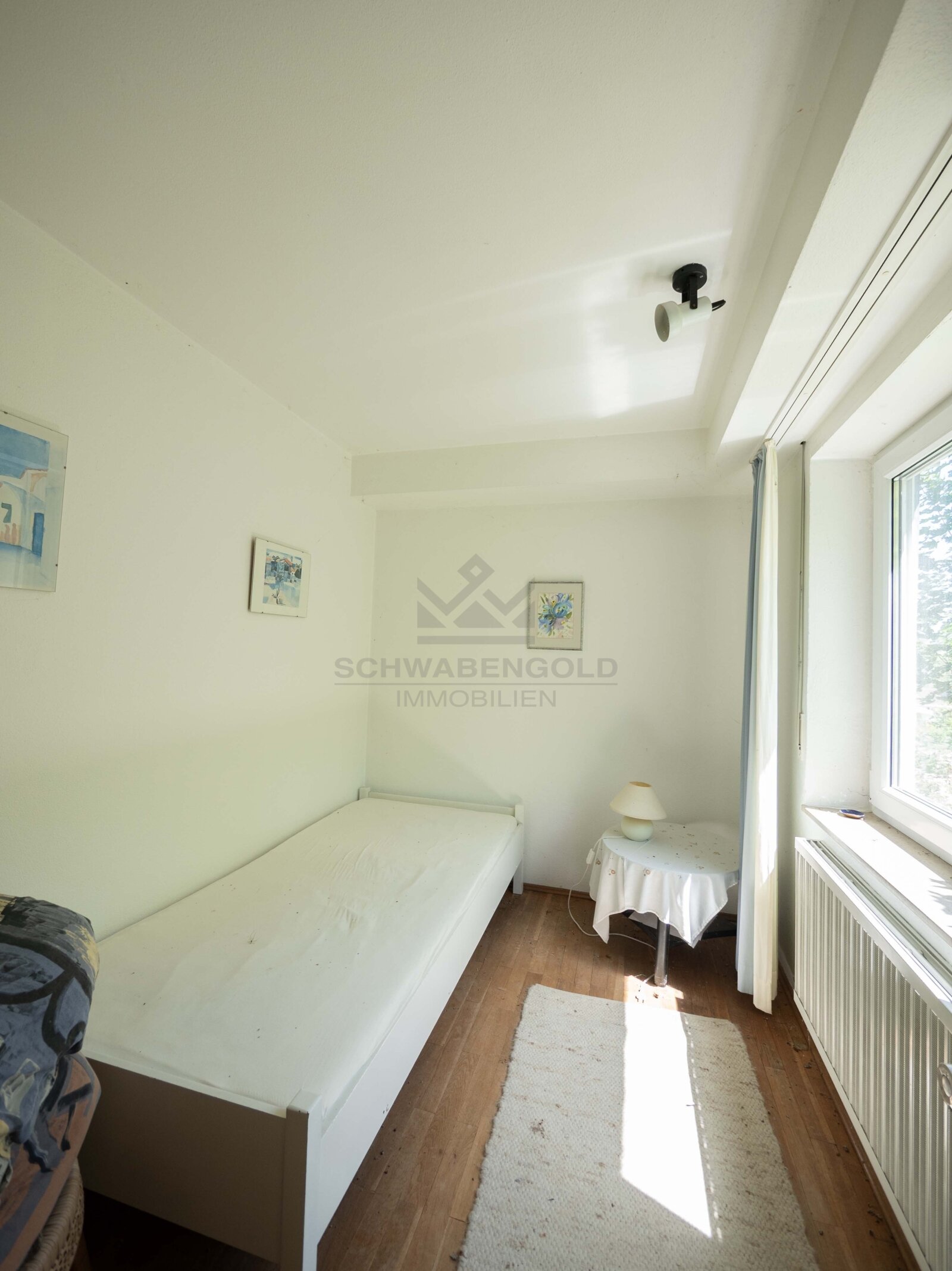 Büro oder Gästezimmer EG Büro oder Gästezimmer EG